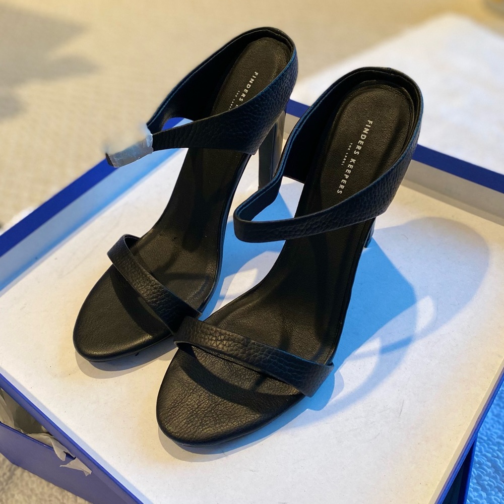 Finders keepers heels